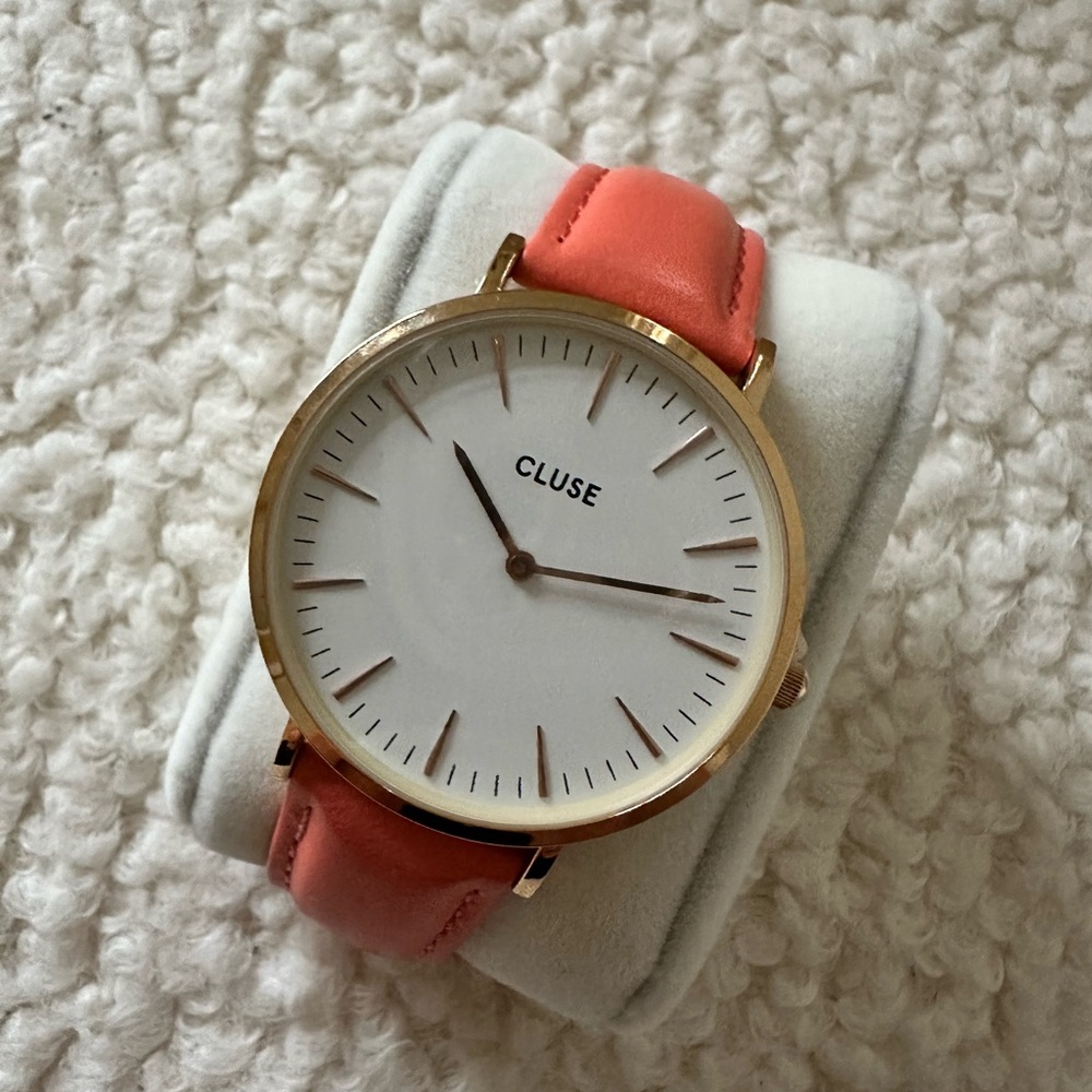 Cluse Women's Analogue Watch with Leather Strap CL18032